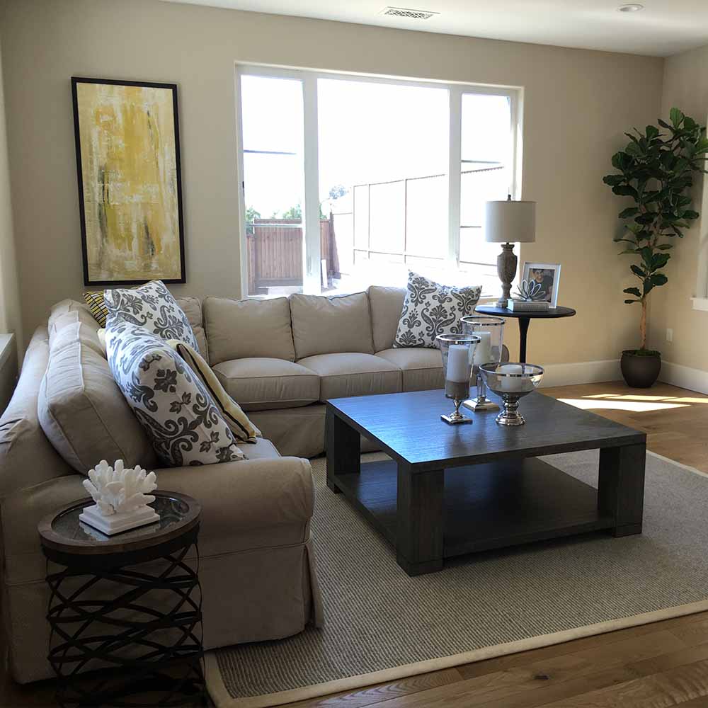Dinning room table