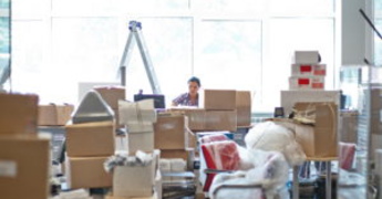 MOVING YOUR BUSINESS? THEN HIRE PROFESSIONAL BUSINESS MOVERS